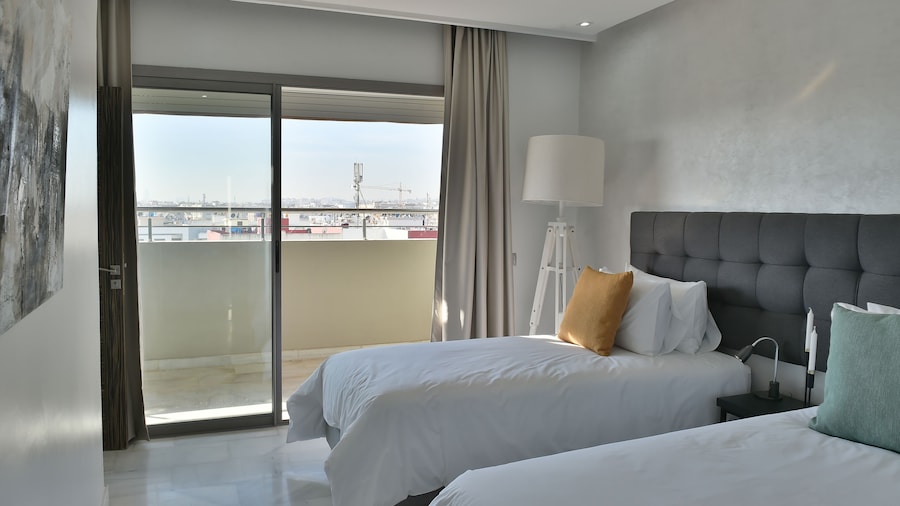Suites Hotel Le Yacht