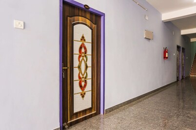 Oyo 43512 Bijaya Palace