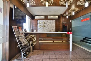 Reception - Hotel Princess (Ankleshwar)