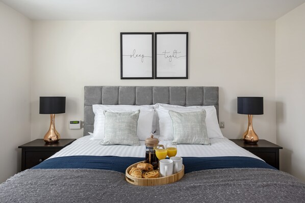 Deluxe Apartment
