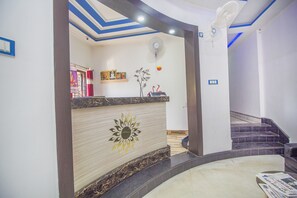 Reception - OYO 27984 Hotel Debdutta (Cooch Behar)