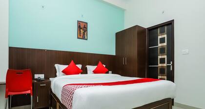 OYO 29022 Golden Imperial