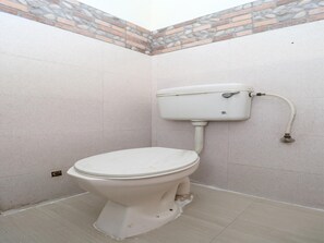 Free toiletries, towels