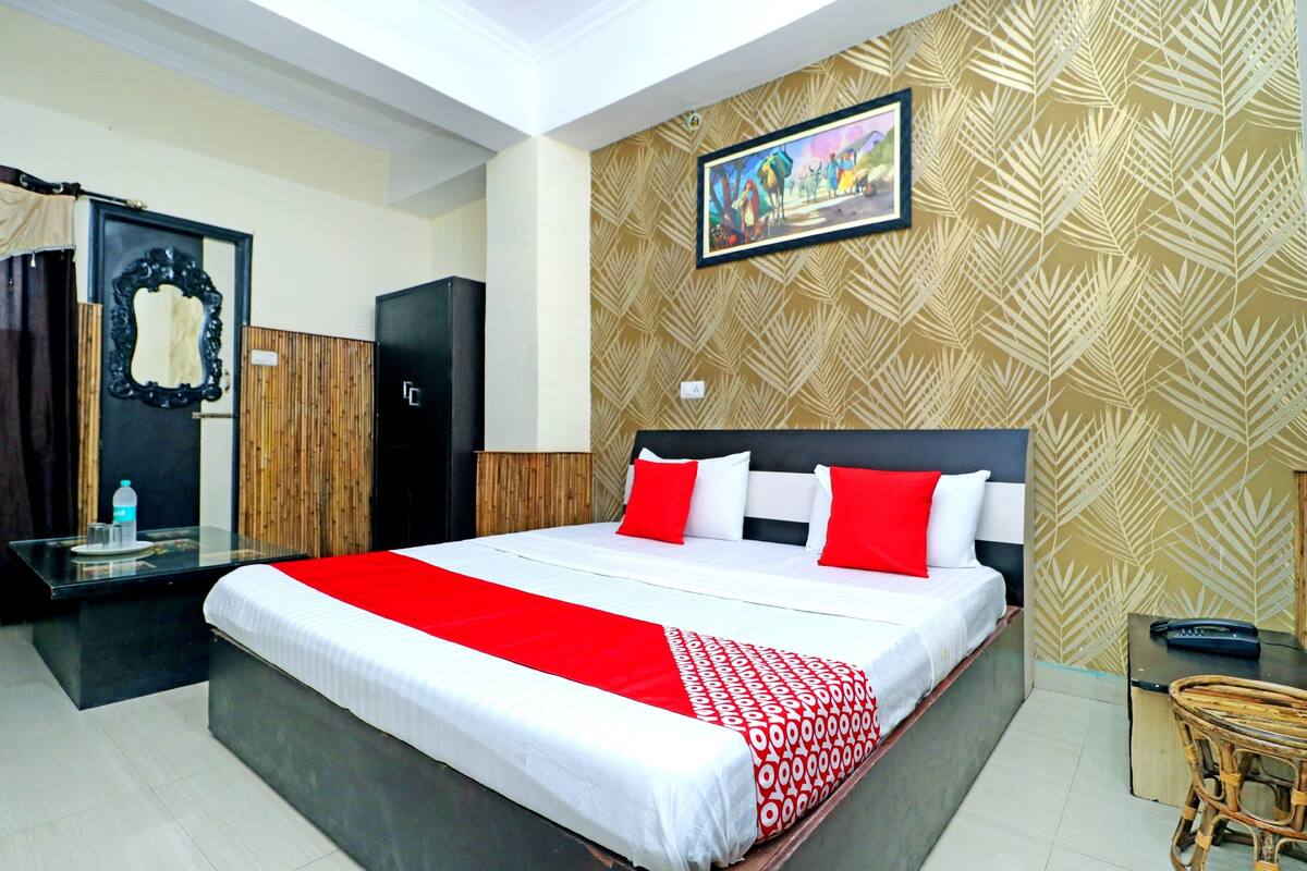 Deluxe Double or Twin Room | WiFi (free), bed sheets