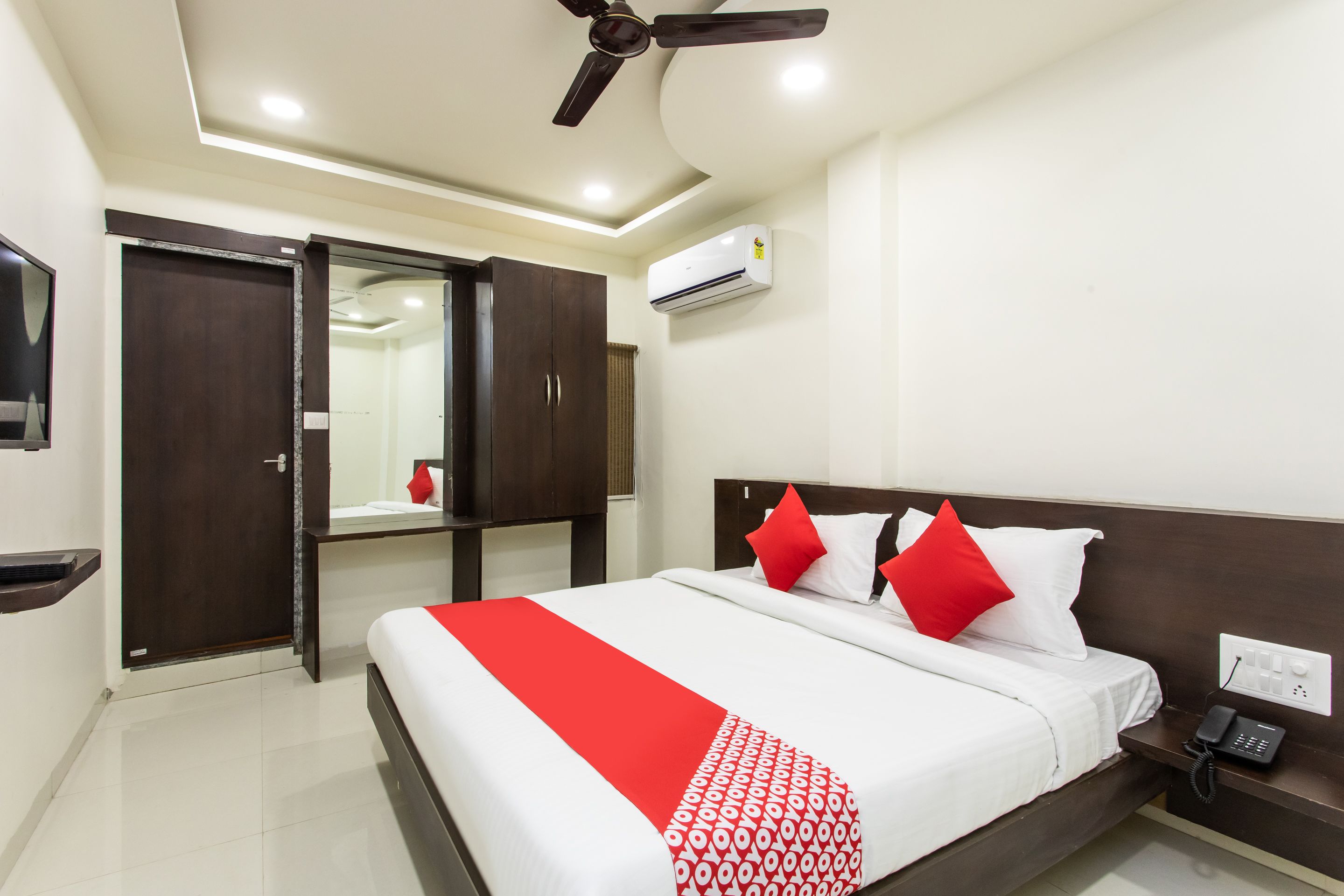 Double or Twin Room | Free WiFi, bed sheets