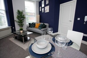 Private kitchen - Cross St Boutique Apartment (Altrincham)