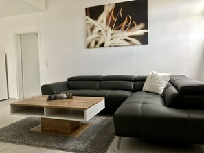 Comfort Apartment, 2 Bedrooms, Non Smoking | Living area - Apartment Gapp (Mutlangen)