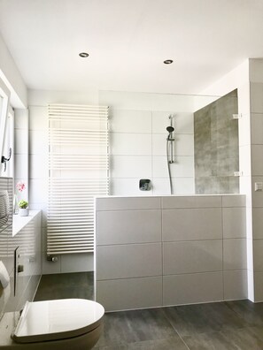 Appartement Confort, 2 chambres, non-fumeur | Salle de bain