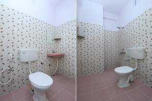 Double or Twin Room | Bathroom