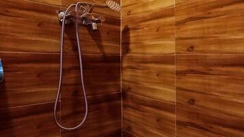 Double or Twin Room | Bathroom | Shower, free toiletries, towels