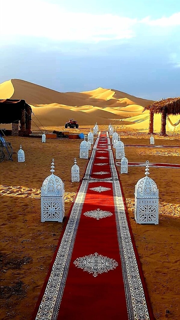 Exterior detail - Africa Luxury Camps (Taouz)