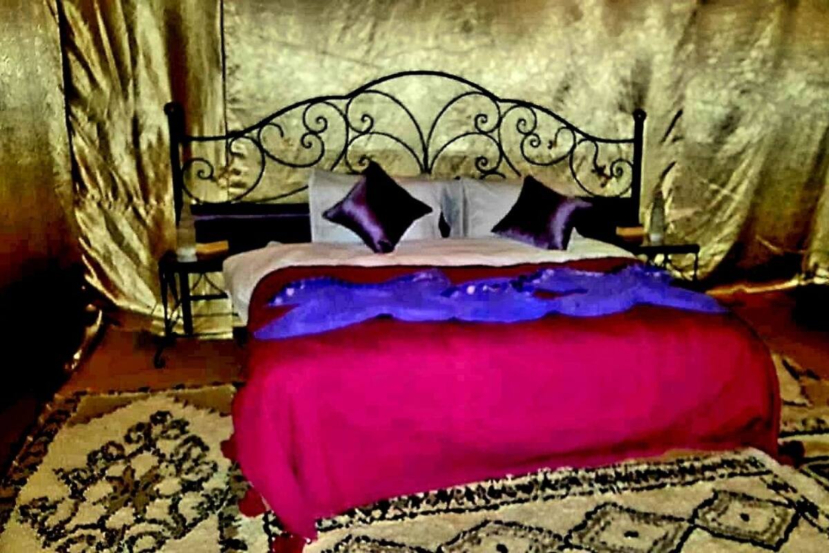 Tent | Geluiddichte muren, gratis wifi, beddengoed