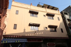 Exterior - OYO 30100 Lucky Guest House (Amritsar)