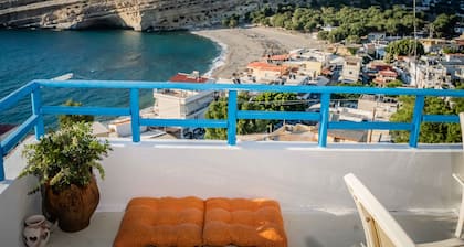 Castri House in Matala