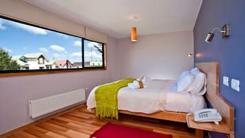 Superior Double or Twin Room | Blackout curtains, iron/ironing board, free WiFi, bed sheets