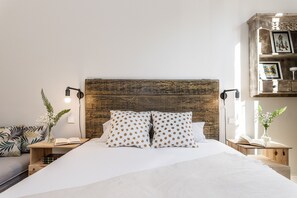 4 habitaciones, tabla de planchar con plancha y wifi gratis 
