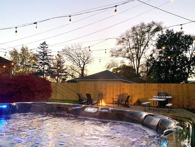 Hot Tub | Sauna | 1.1 MI to ND  | Backyard Oasis