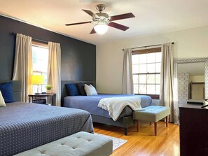 2 bedrooms, iron/ironing board, free WiFi, bed sheets - Hot Tub | 1.1 MI to Notre Dame  | Backyard Oasis (South Bend)