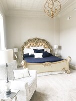 Symphony Suite | Pillowtop beds, individually decorated, individually furnished