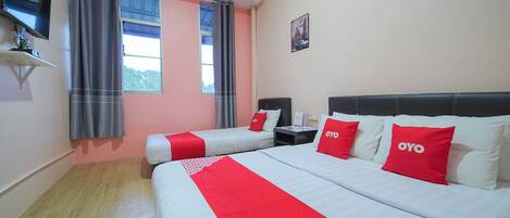 Superior Suite | Desk, blackout drapes, iron/ironing board, free WiFi