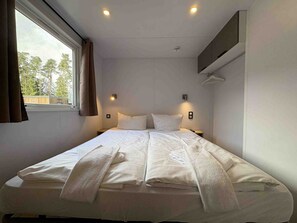 3 chambres, accès au Wi-Fi (inclus), literie fournie