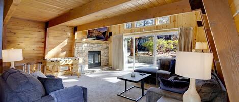 House, Multiple Beds, Patio, Mountain View (845) | Living area