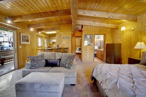 Hus - flera sängar - uteplats - utsikt mot bergen (845) | 3 sovrum, individuell inredning, unika möbler och sängkläder