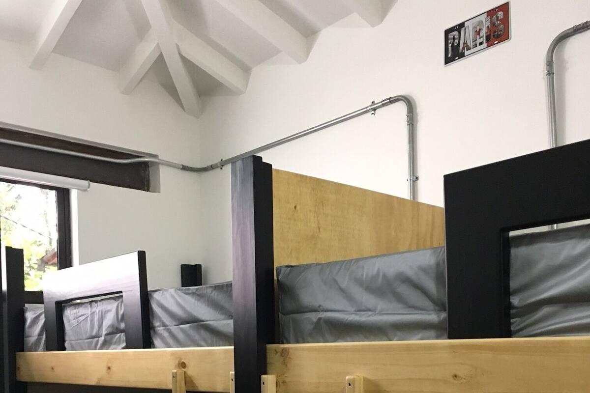 Shared Dormitory, Mixed Dorm (6 beds) | Free WiFi, bed sheets