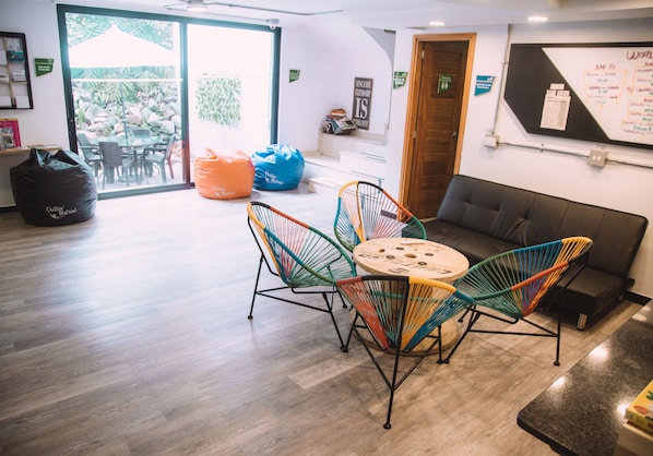 Interior - Chillin District Hostel (Medellín)