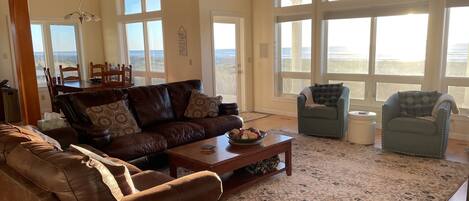 Smart TV, fireplace, DVD player, foosball