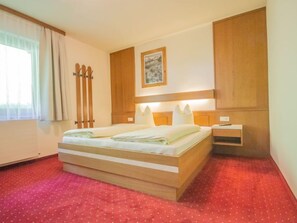 5 bedrooms, Internet