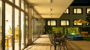 Outdoor dining - Okumatsushima Lane Hotel (Higashimatsushima)