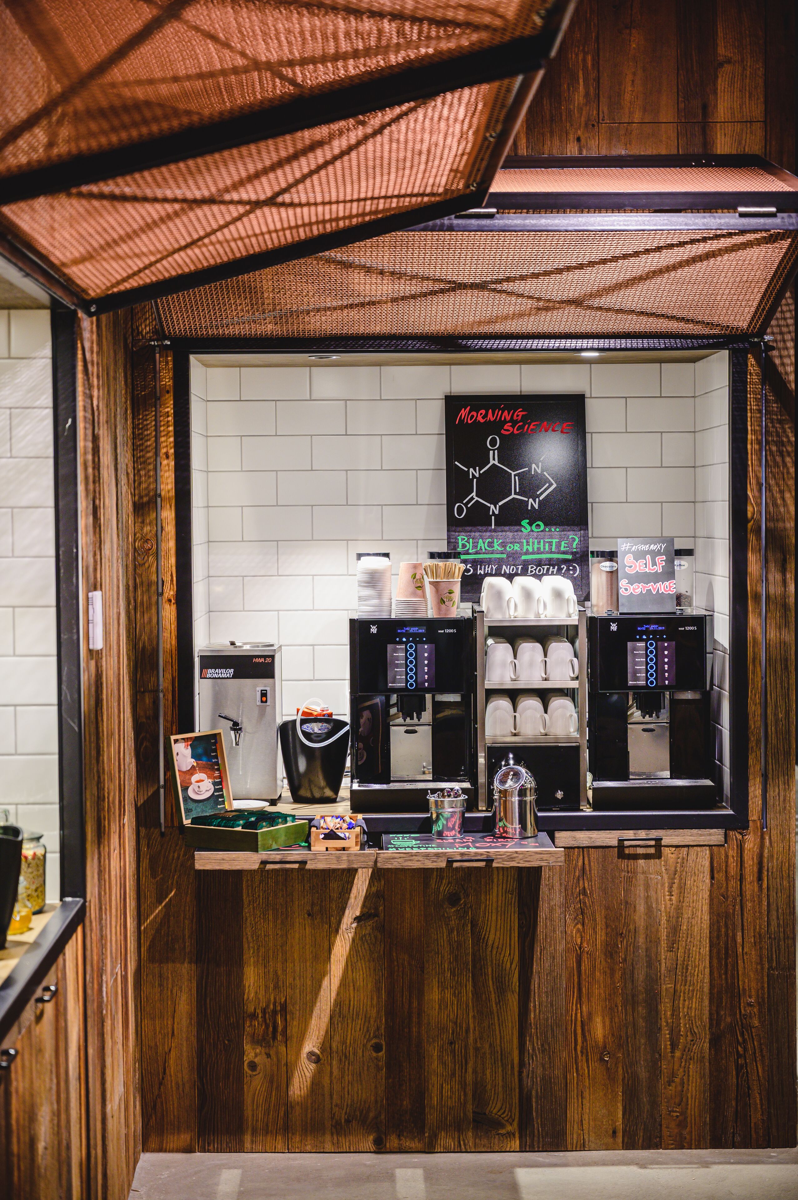 Tägliches Frühstücksbuffet (75 PLN pro Person)