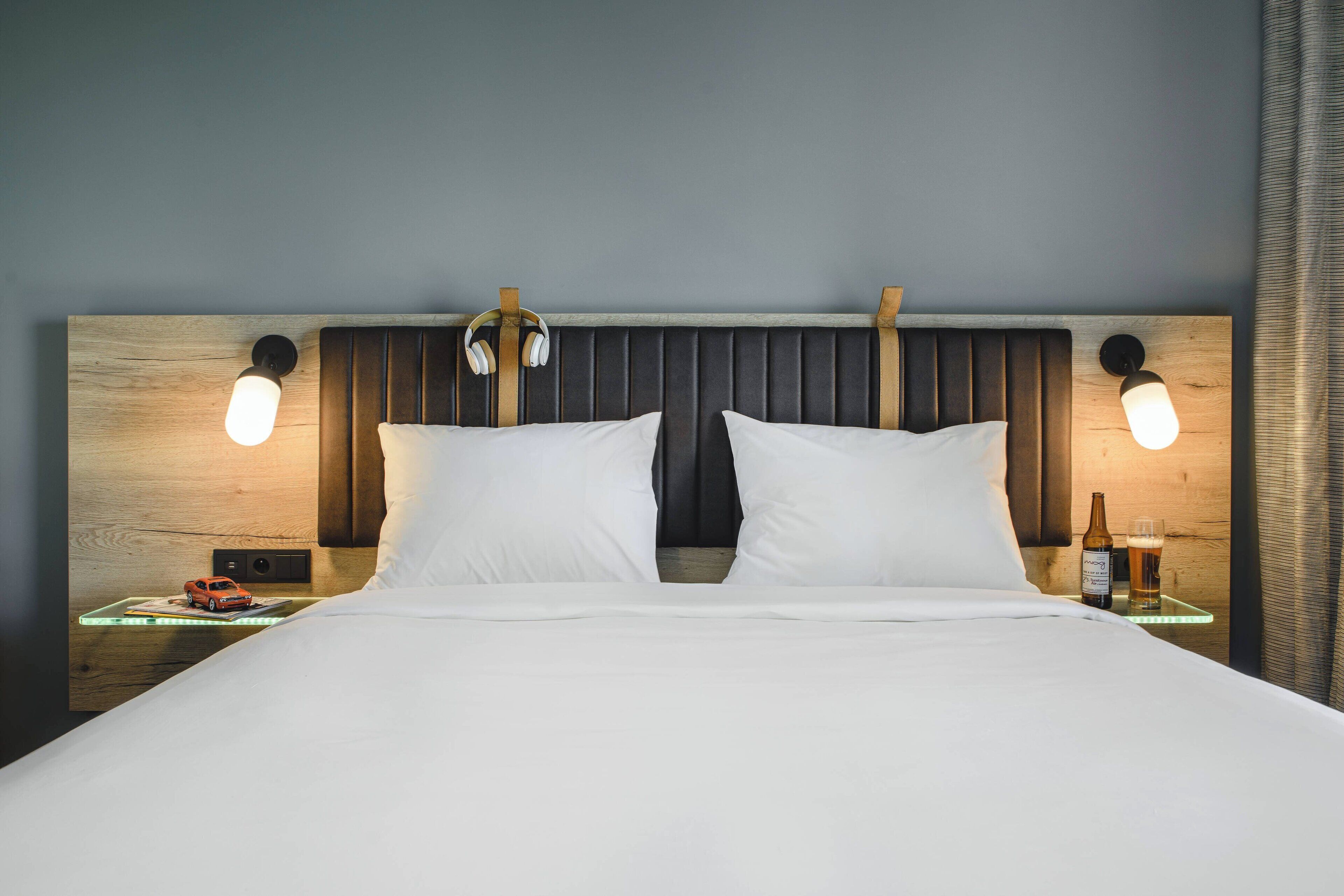 Zimmer, 1 Queen-Bett | Allergikerbettwaren, Schreibtisch, laptopgeeigneter Arbeitsplatz