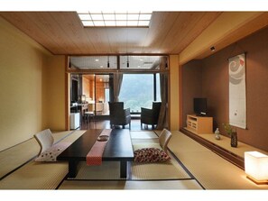 Interior - Tsuganoki (Nikko)