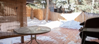 6 Chamonix Lane 2 Bedroom Townhouse by RedAwning