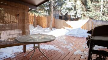 Área de parrillas y picnic