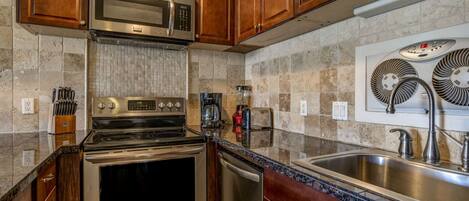 Fridge, microwave, oven, stovetop