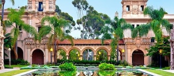 Serene Patio w/ Canyon Views, 2bd, Blk to Zoo, PK