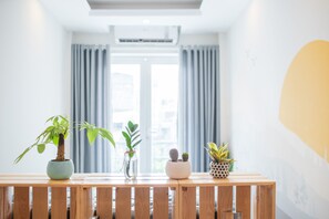 Deluxe tweepersoonskamer | Luxe beddengoed, pillowtop-bedden, individueel gedecoreerd