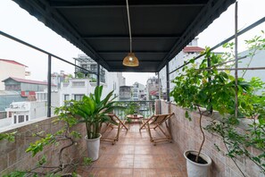 Chambre Supérieure | Terrasse/Patio