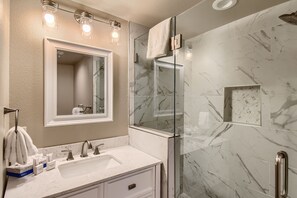 Townhome, 4 Bedrooms | Bathroom - Spacious Mill Run 3 Townhouse Close to City Attractions by RedAwning (Breckenridge)