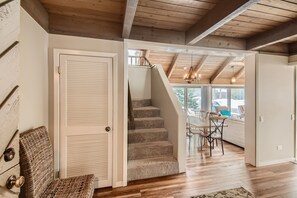 وحدة سكنية متصلة - ٤ غرف نوم | المنشأة من الداخل