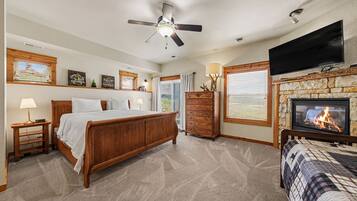 Condo, 2 Bedrooms