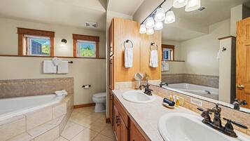 Condo, 2 Bedrooms | Bathroom