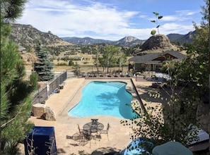Unclassified image, 4 of 48, button - Jackstraw Mountain 32 2 Bedroom Condo by RedAwning (Allenspark)