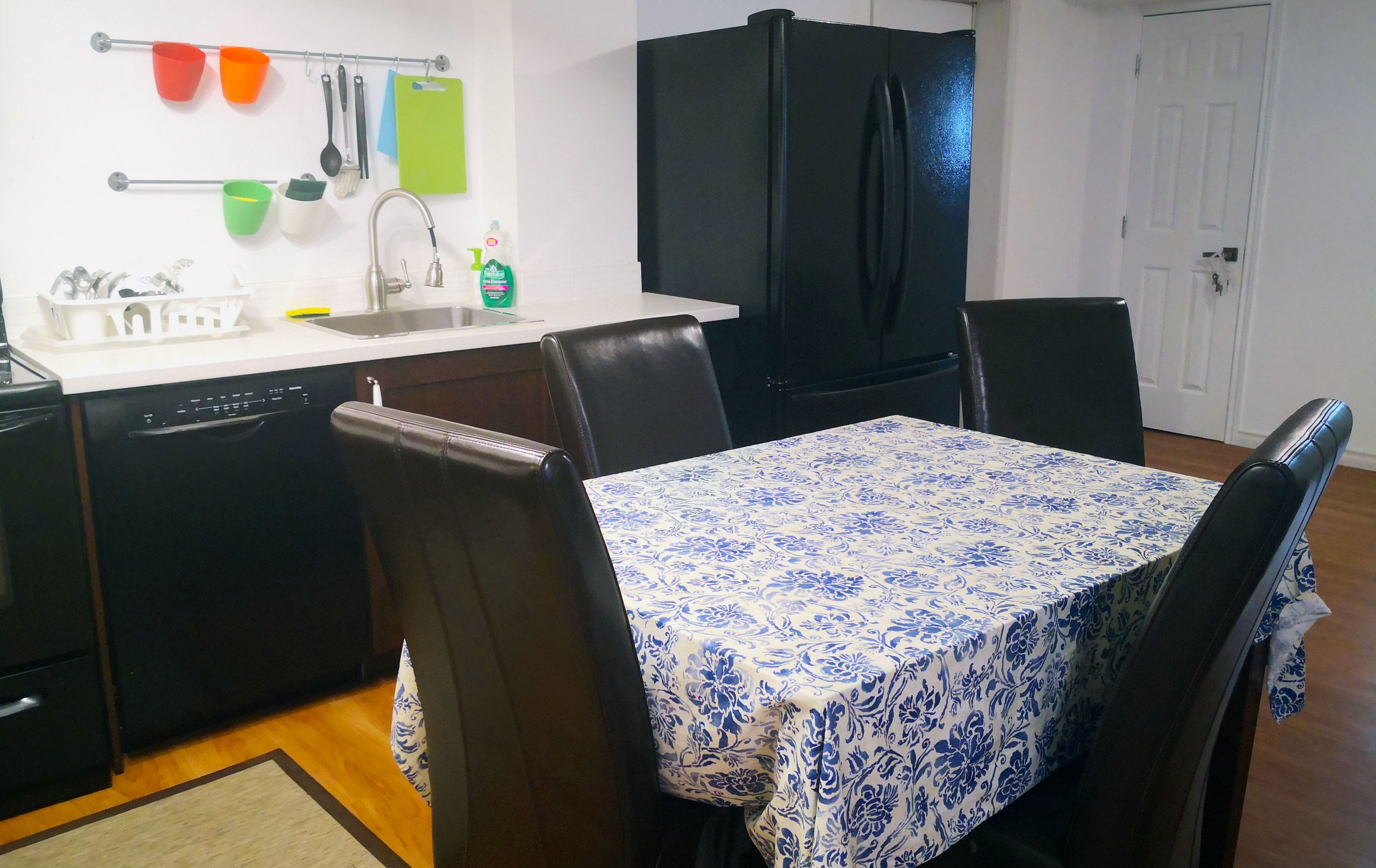 Family Suite | Private kitchen | Fridge, microwave, oven, dishwasher