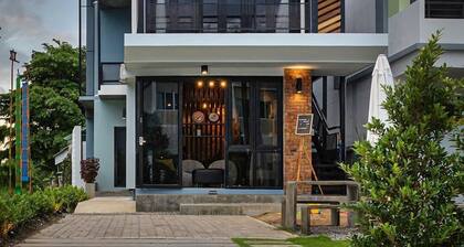 The Nichehome - A Lovely Waterside Living