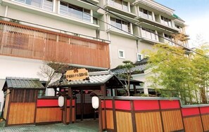 Exterior - Itoen Hotel Asamanoyu (Matsumoto)
