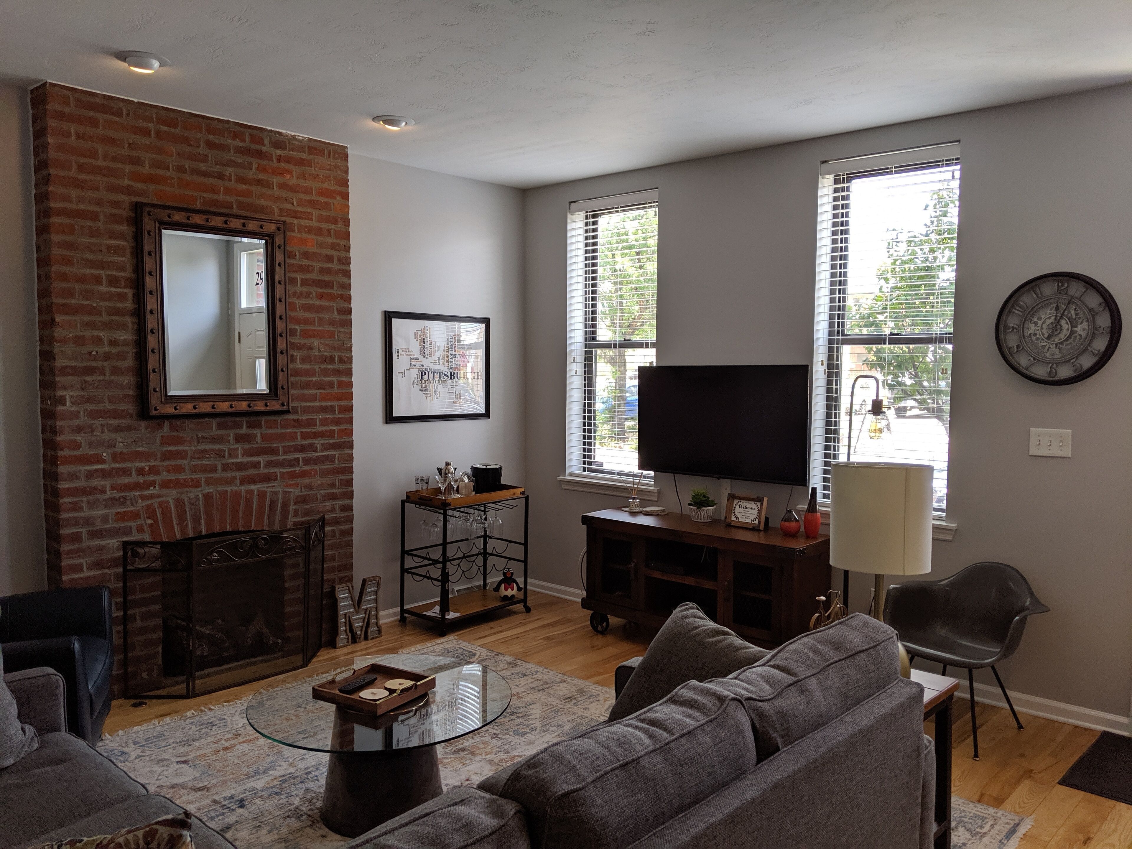 3 Br Private Vacation Home Vacation Rental In Pittsburgh, Pennsylvania